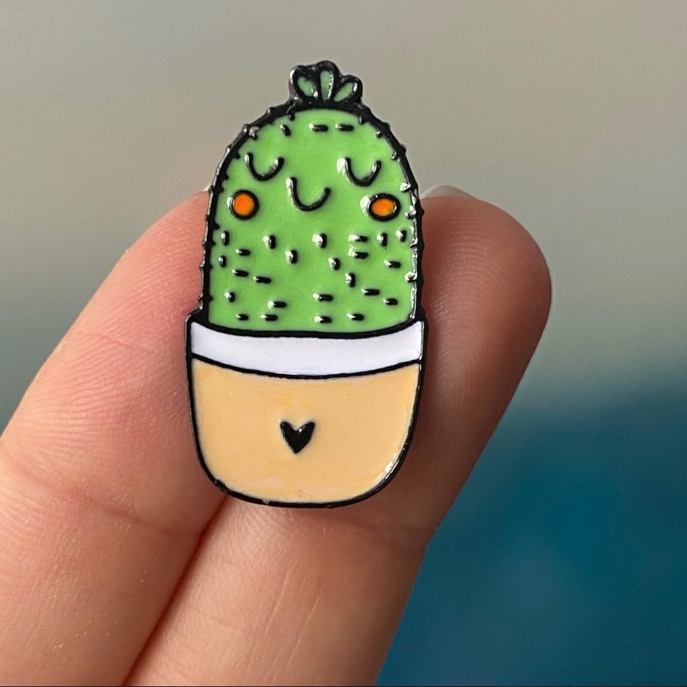 Cactus Thick Heart Enamel Pin/ Brooch Lapel